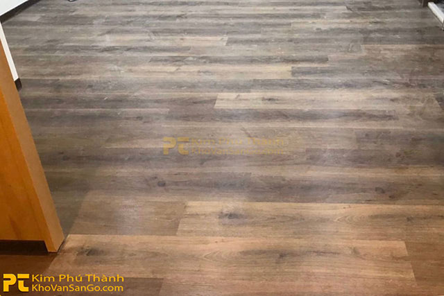 lót sàn gỗ công nghiệp